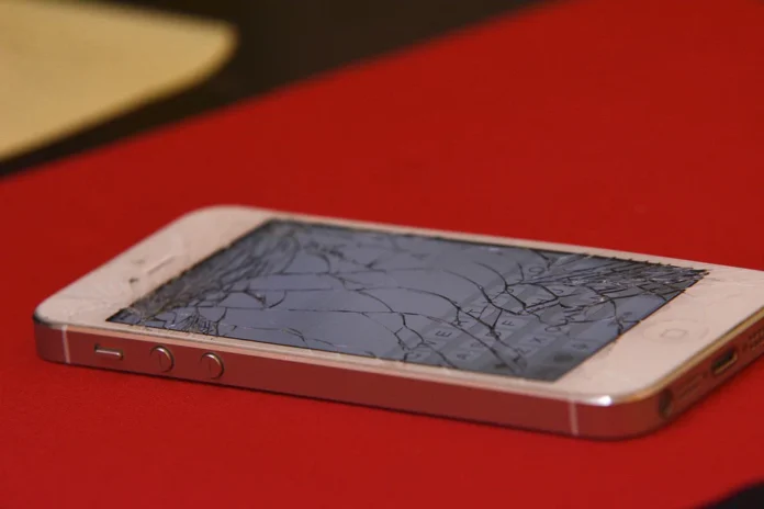 Cracked or Broken Screen